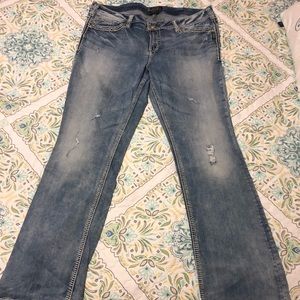 Silver bootcut. Light wash